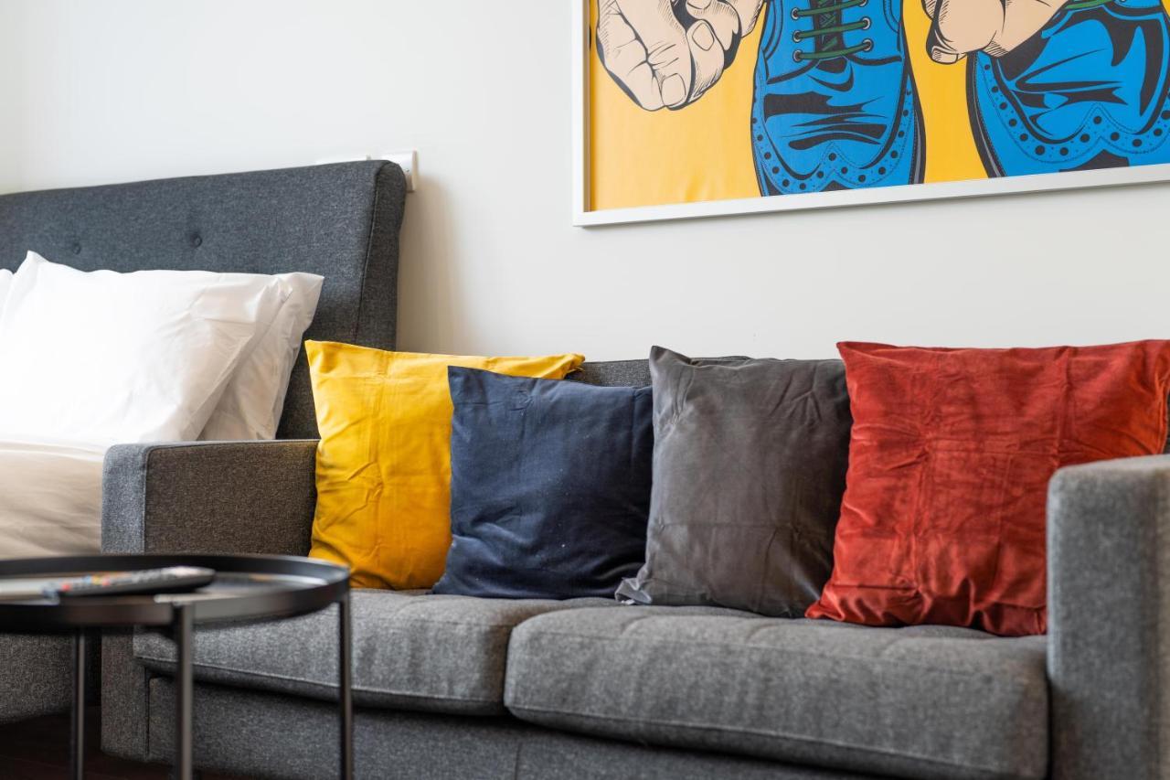 Cozy Apartments - Free Wifi And Parking Onsite Feltham Экстерьер фото