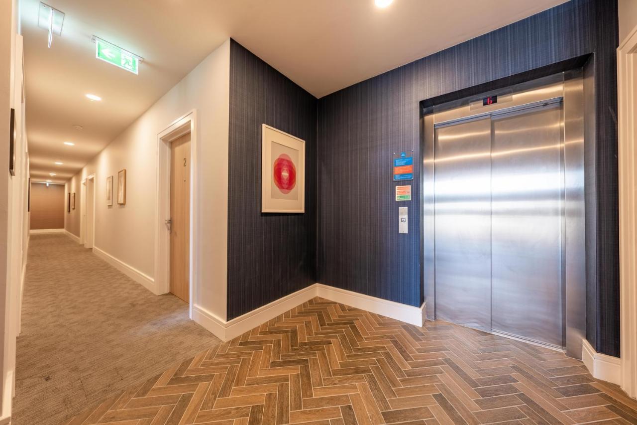 Cozy Apartments - Free Wifi And Parking Onsite Feltham Экстерьер фото